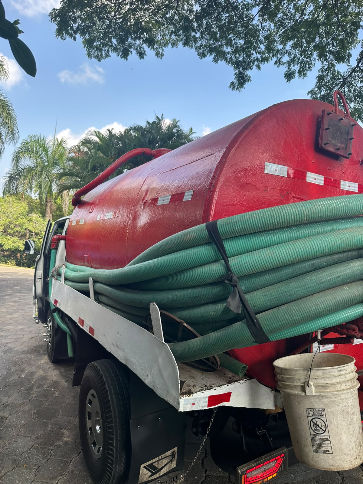 Camión daihatsu 2002 succiónador — foto 3